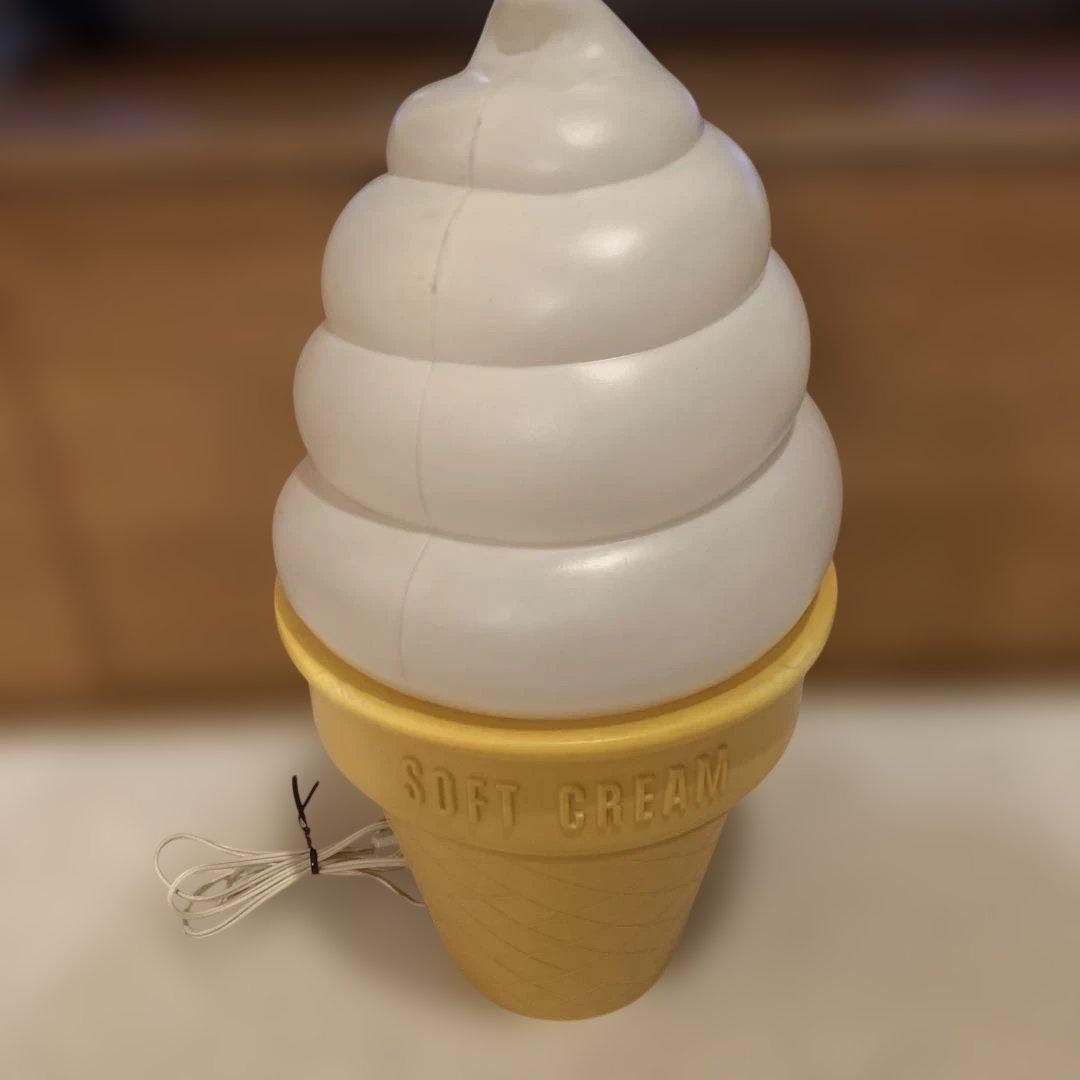 ソフトクリーム　照明　ライト　ランプ