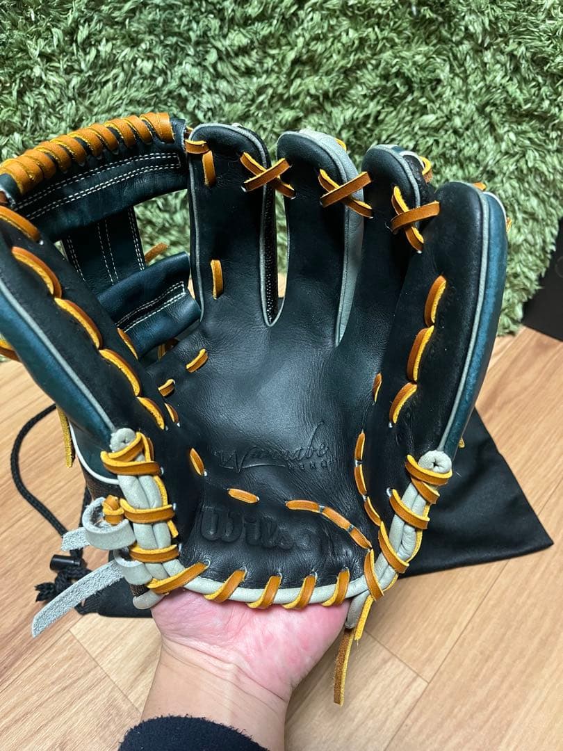 や*だ様 ウィルソン ワナビーヒーローデュアル 軟式内野手用86型 ブラックSS