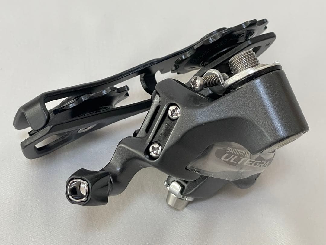 シマノULTEGRAリヤ変速機RD-6700-A-SS新品