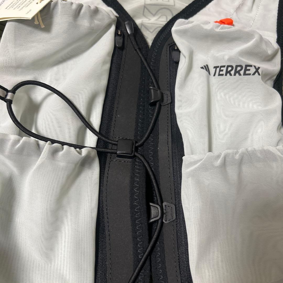 アディダス TERREX ランニングベスト Lサイズ