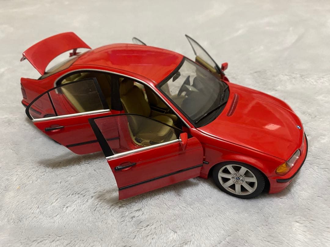 ミニカー UT  3er Reihe 3-series 1/18