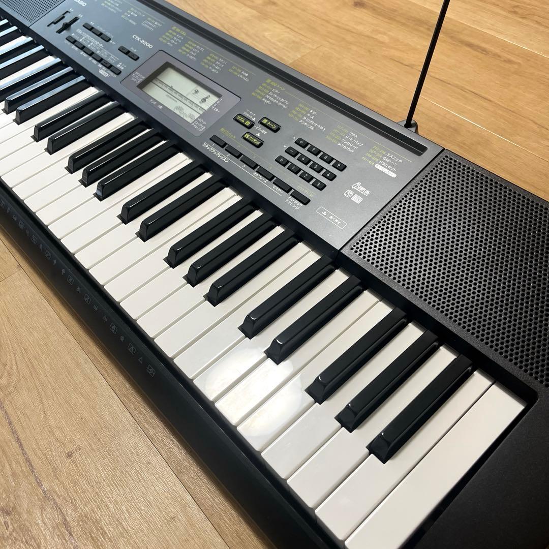 CASIOカシオベーシックキーボード 61鍵 CTK-2200 箱あり
