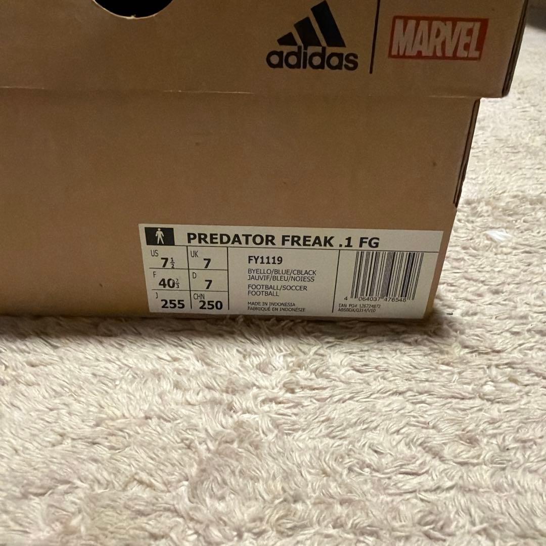シューズ adidas MARVEL PREDATOR FREAK .1 FG