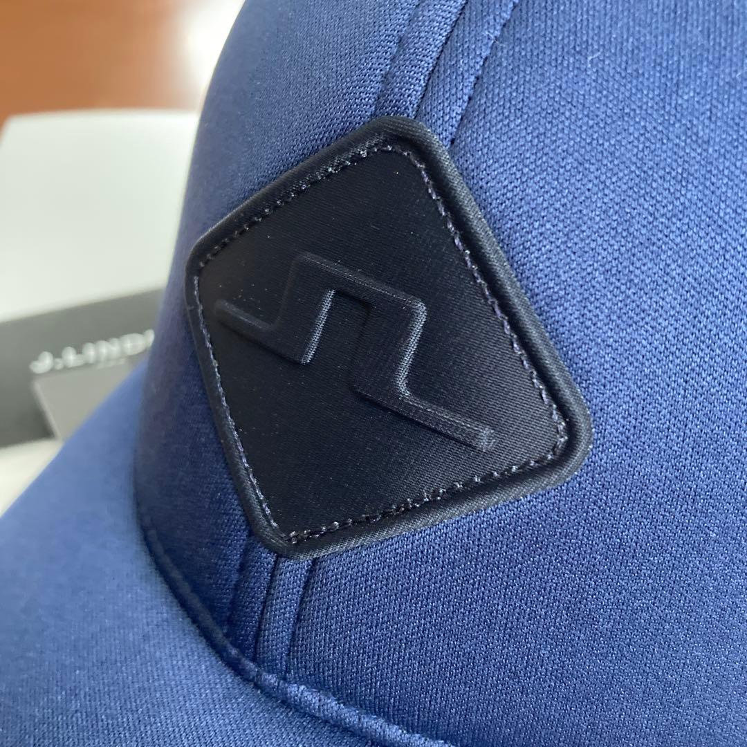 新品 J. LINDEBERG ゴルフメンズ帽子 ネイビーキャップ ロゴワッペン