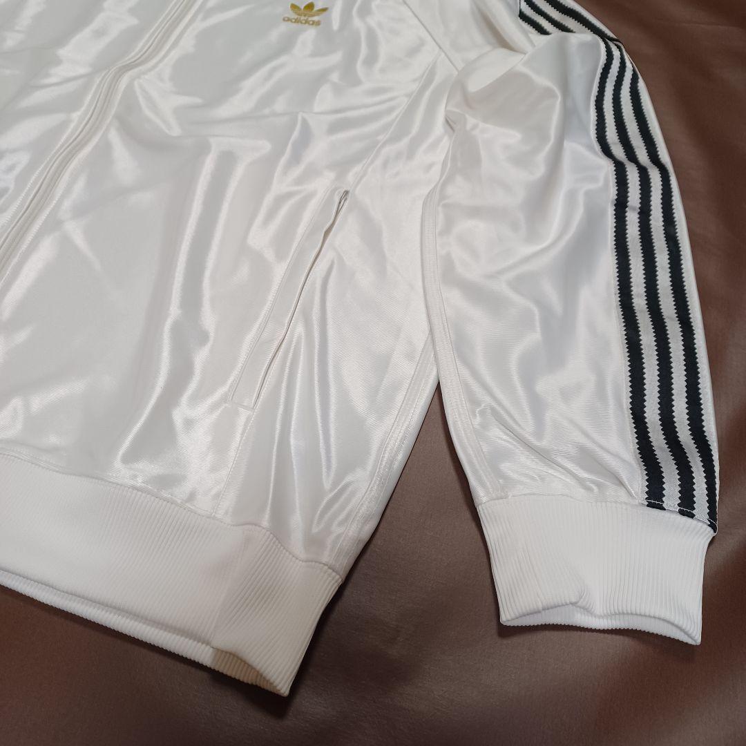 adidas　SST トラックトップ（ジャージ)　トラックジャケット
