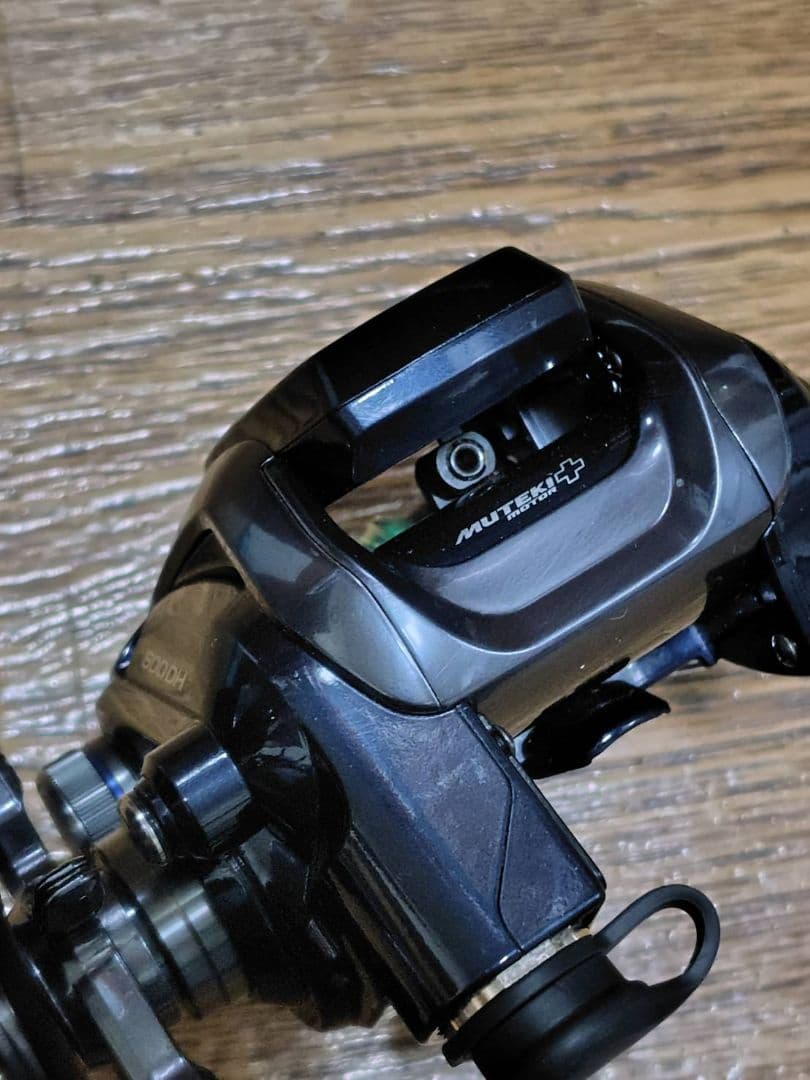 SHIMANO フォースマスター600HD