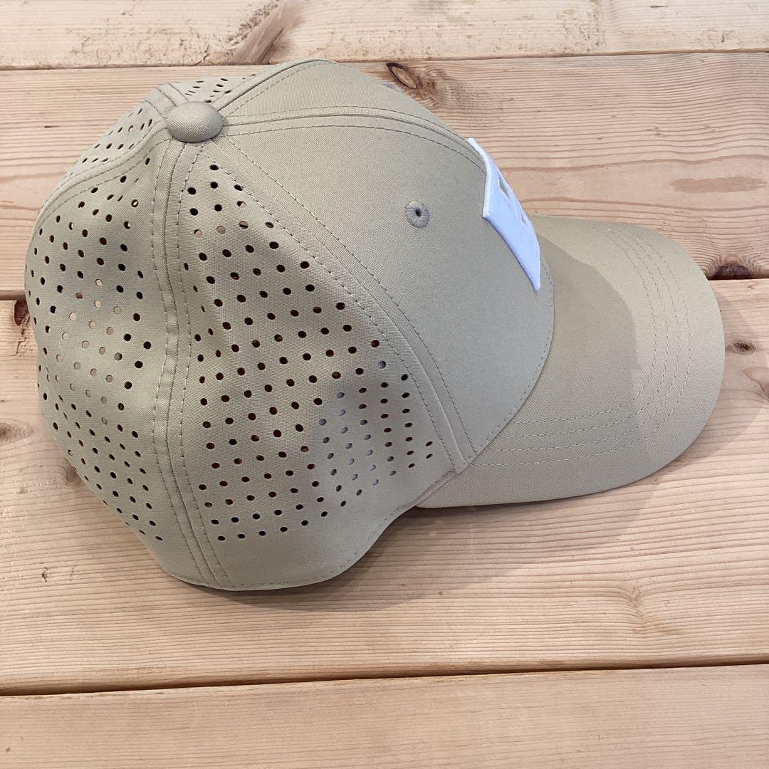 新品　BRIEFING PUNCHING MESH CAP ベージュ