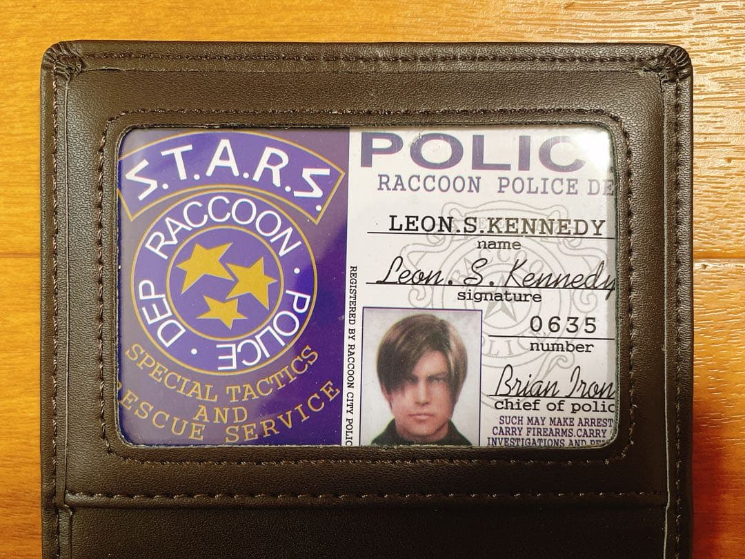 バイオハザード 警察手帳 レオン IDカード カード STARS 警察