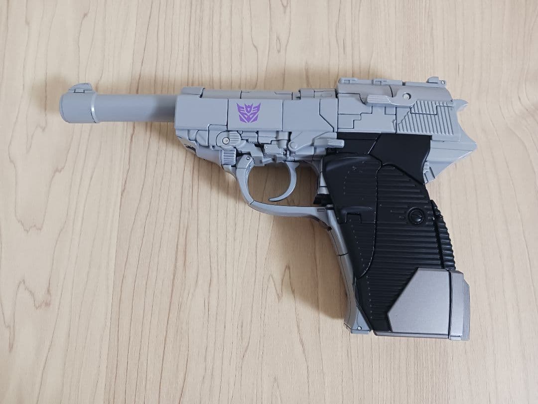 トランスフォーマー マスターピース mp-36 メガトロン