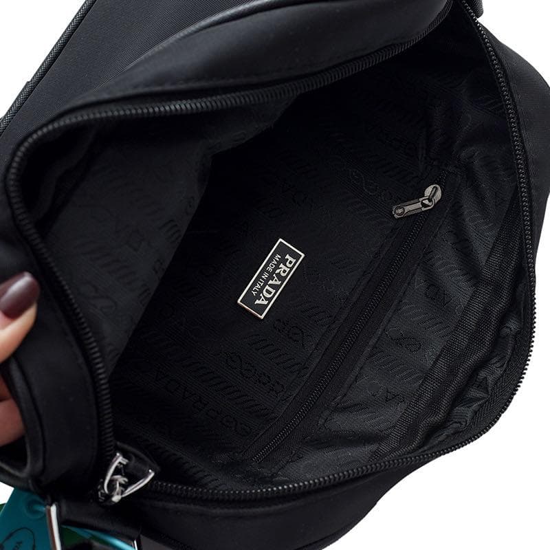 即日発送 PRADA ブラック ショルダーバッグ　ノベルティ