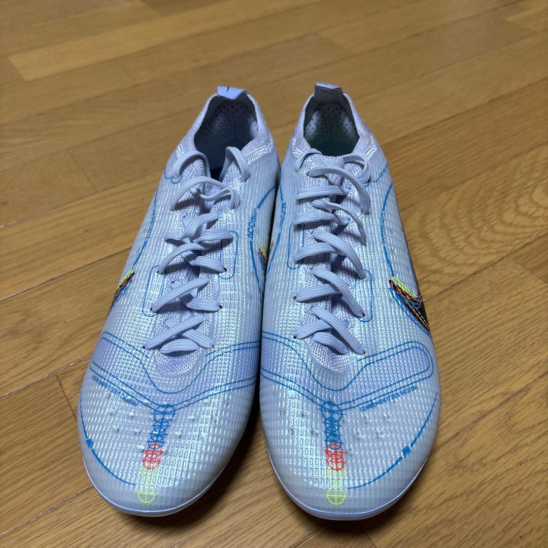 Nike サッカースパイク ホワイト