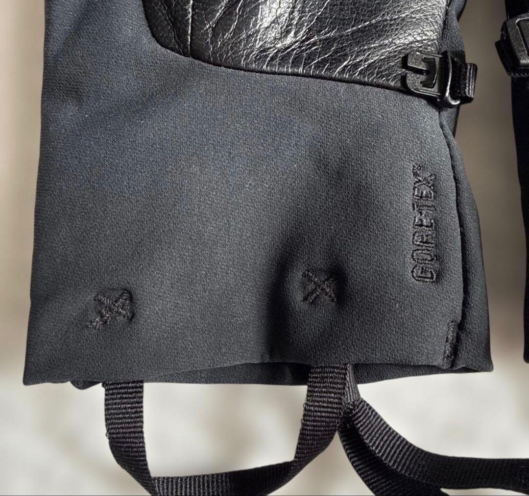 連休特価　Norrøna Lofoten GORE-TEX グローブ