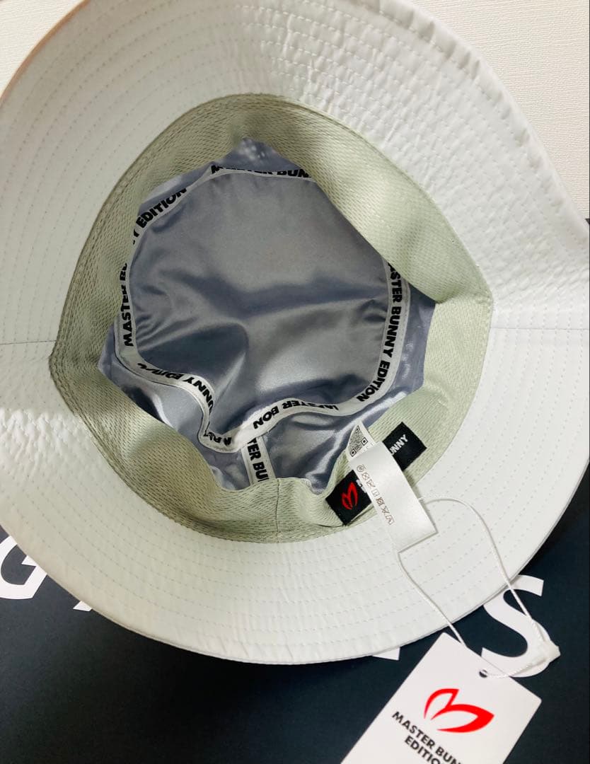 新品 パーリーゲイツ マスターバニー パンチングロゴハット UNISEX 白
