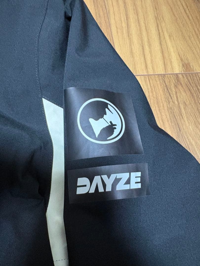 b*y様 NOMADIK DAYZE ウェア XL 黒 美品 コラボ アノラック