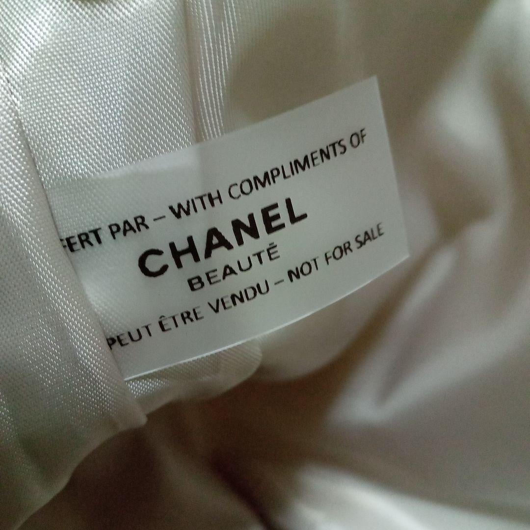 CHANELシャネル 非売品ノベルティ　黄緑トートバッグ