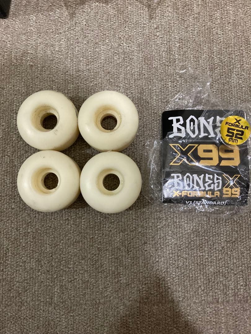 BONES X-99 52mm スケートボードウィール X フォーミュラーv1