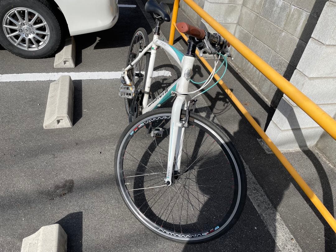 Bianchi クロスバイク ホワイト　引き取り希望