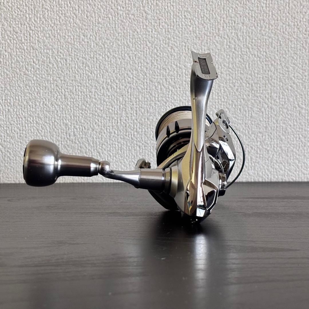 SHIMANO 19STRADIC 4000XG メンテナンスオイル・グリス付き