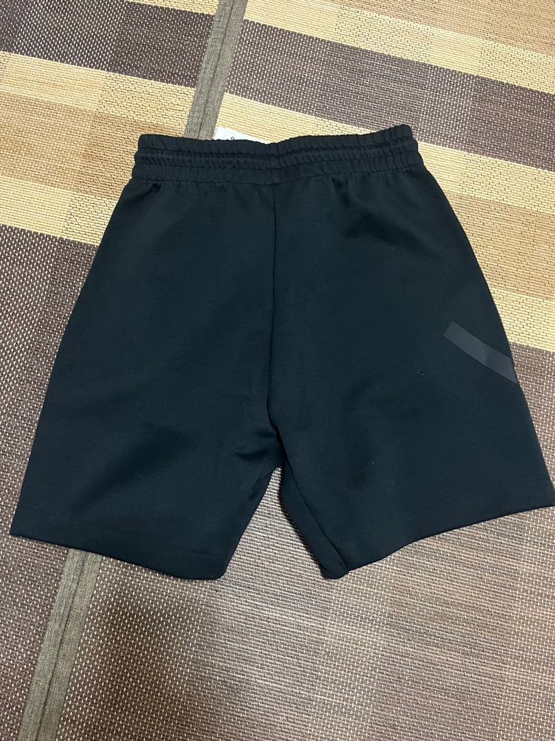 新品　アディダス　z.n.e スウェットハーフパンツ ショートパンツ