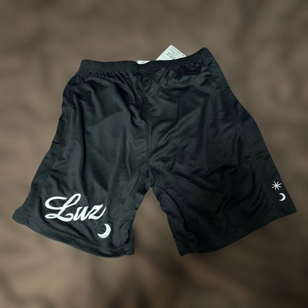 Luz e Sombra XL Tシャツ＆ショートパンツセット　フットサル