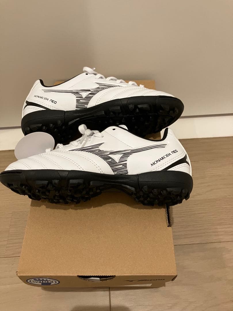 【新品未使用】MIZUNO（ミズノ）サッカートレーニングシューズ　20cm