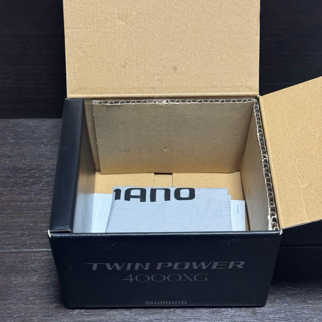 シマノ 20ツインパワー 4000XG オマケ付き