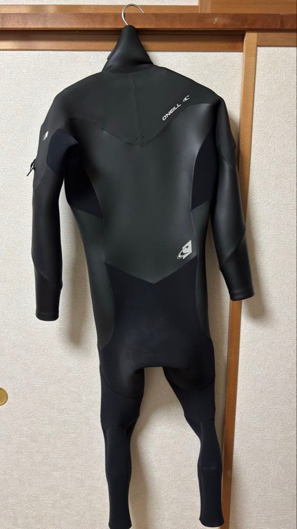 O'Neill セミドライ　Mサイズ程度　オーダー品
