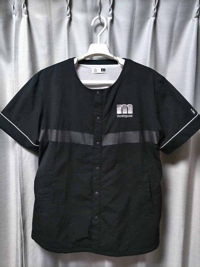 美品　マンシングウェア　中綿　ジャケット　半袖　黒　ビックロゴ