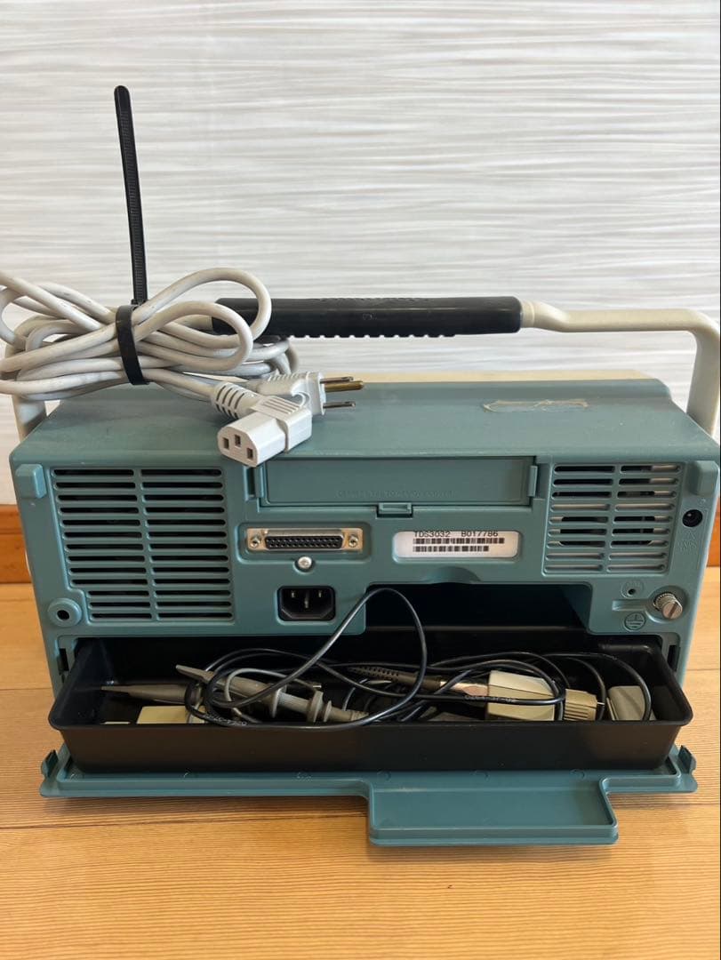 Tektronix TDS 3032 オシロスコープ
