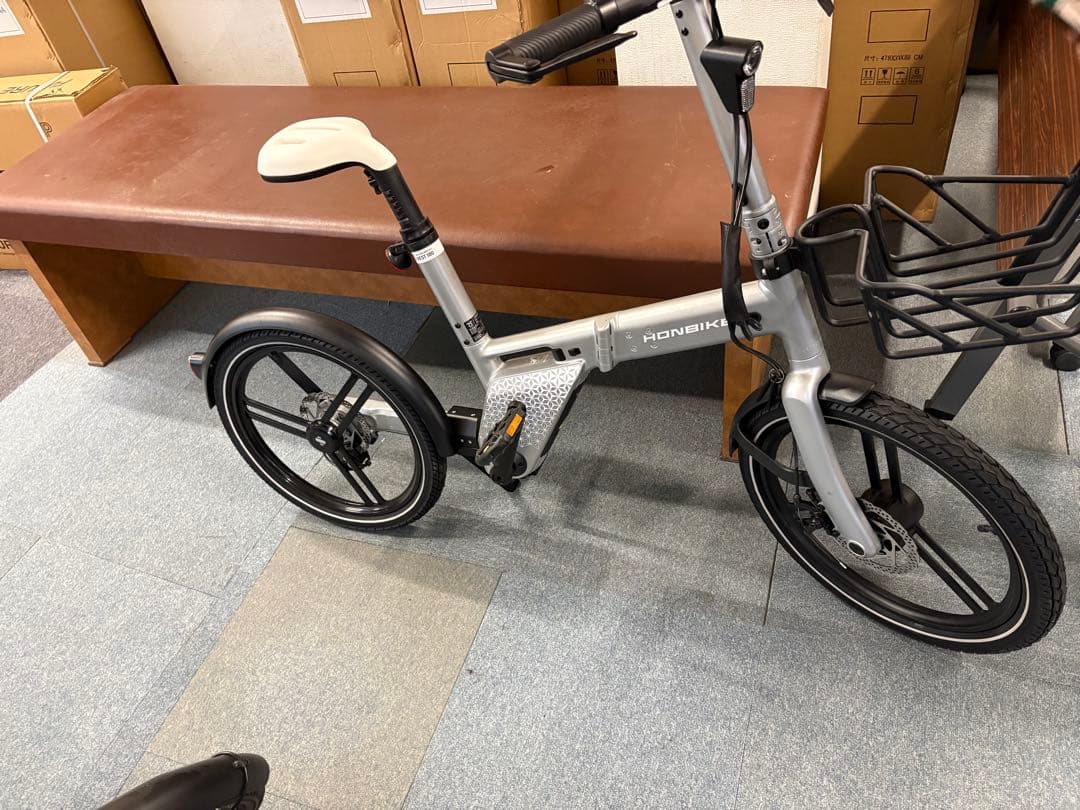 断捨離強化月間ホンバイクストン　カゴなし