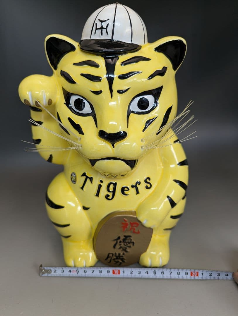 阪神タイガース 1985年 優勝記念 招虎貯金箱