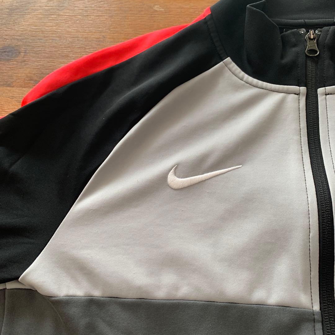 NIKE リバプール トラックジャケット