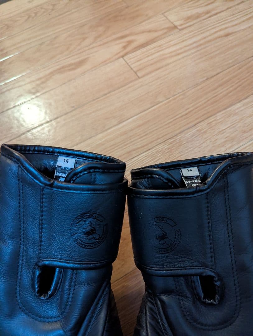 Venum ヴェナム ボクシンググローブ 14oz ブラック
