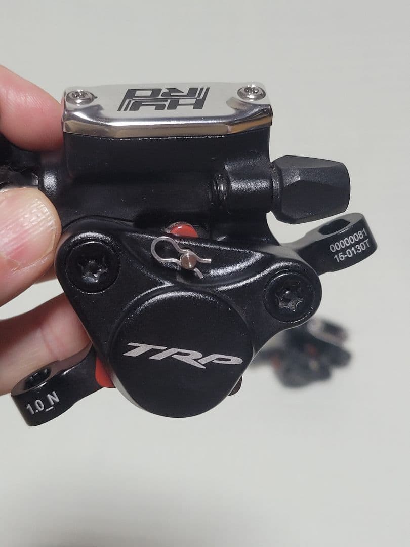 TRP HY/RD 自転車デイスクブレーキキャリパー