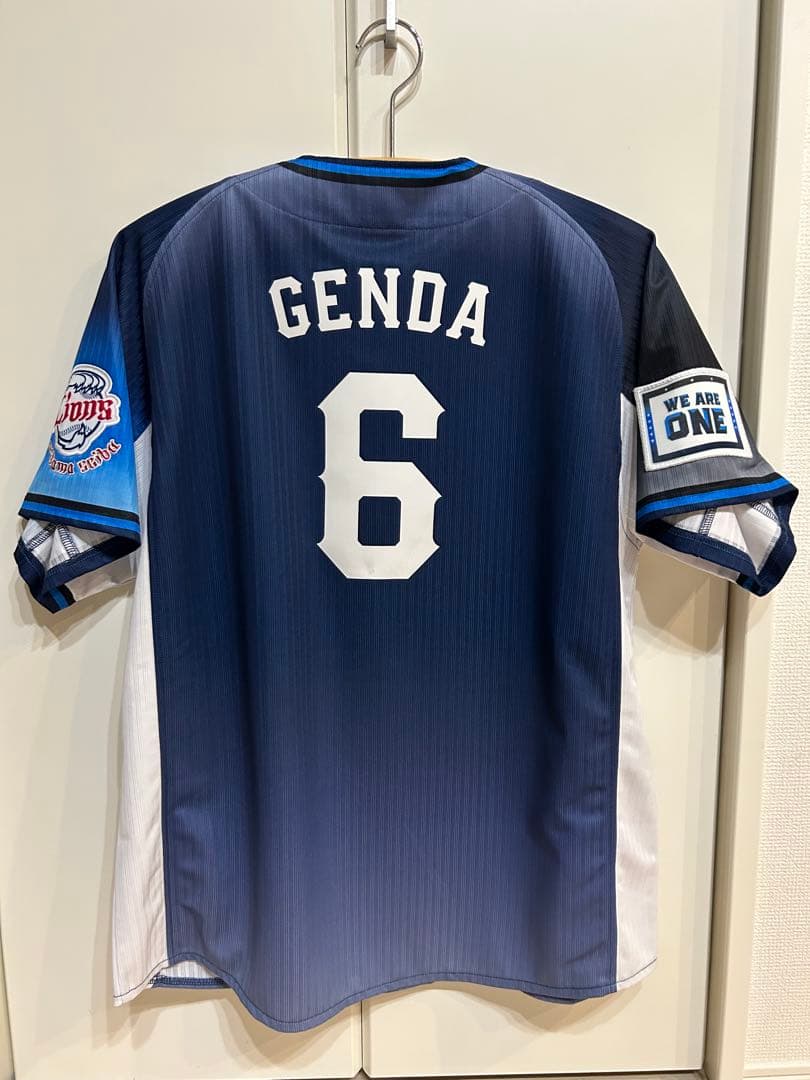 新品未使用、埼玉西武ライオンズ源田壮亮ユニフォーム 6、サイズM