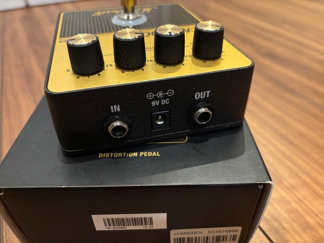 最終値下新品同様 付属品全揃い Marshall JCM 800 エフェクター