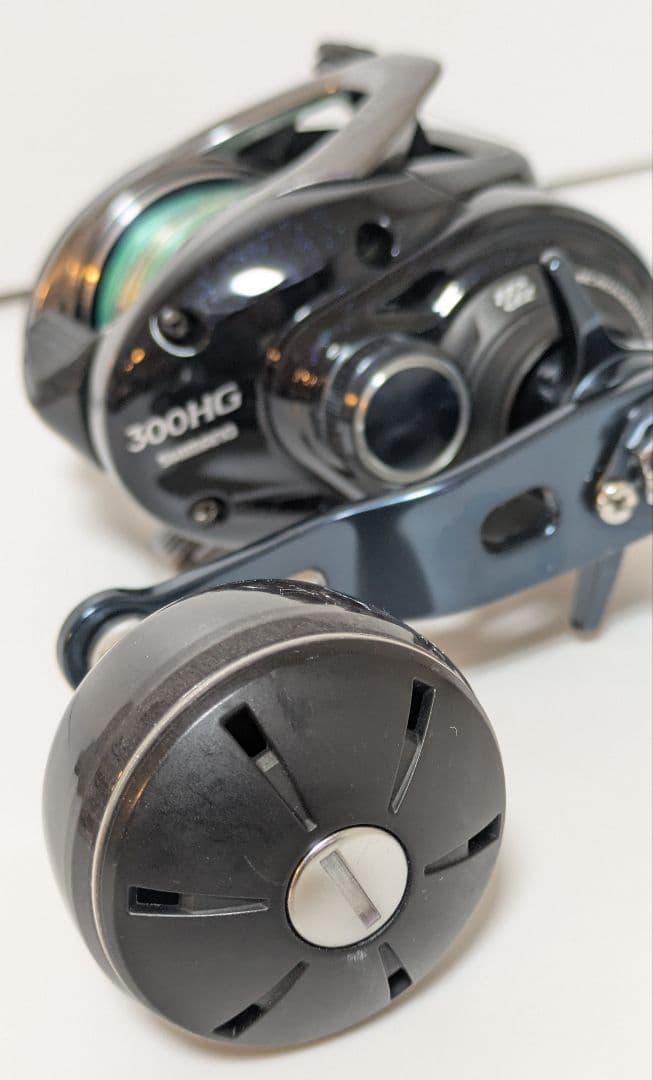 美品！シマノ 17 グラップラー　GRAPPLER　300HG　(右巻き)