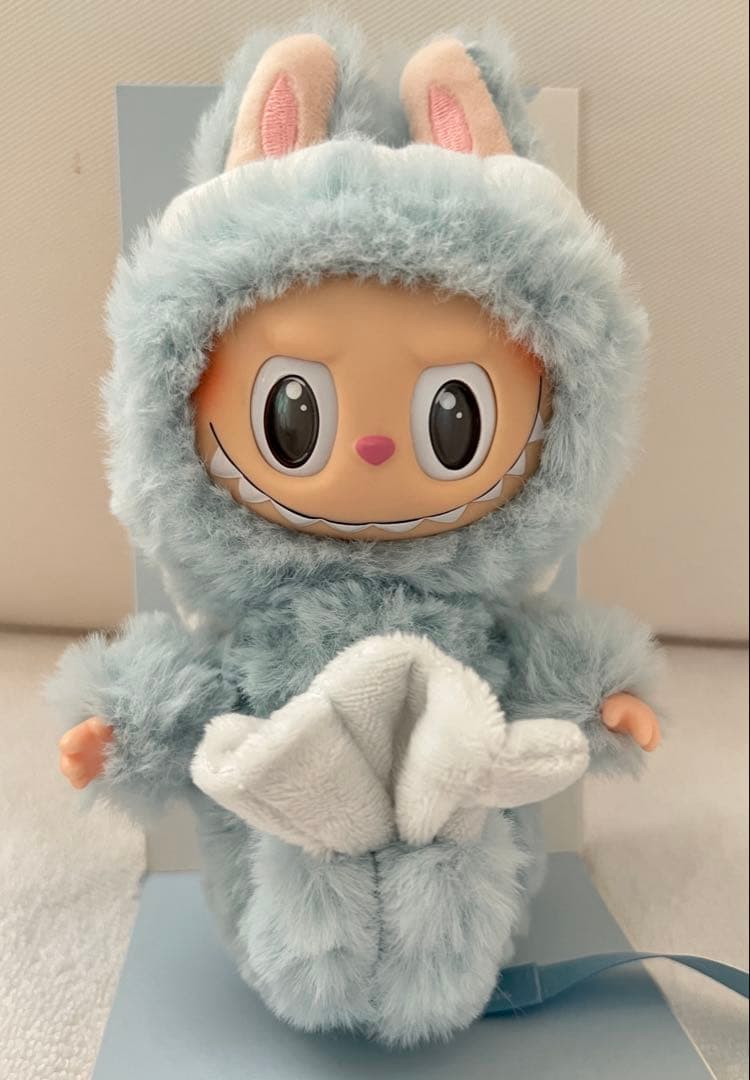 【新品】海外限定LABUBU ラブブ ぬいぐるみ ふわふわ