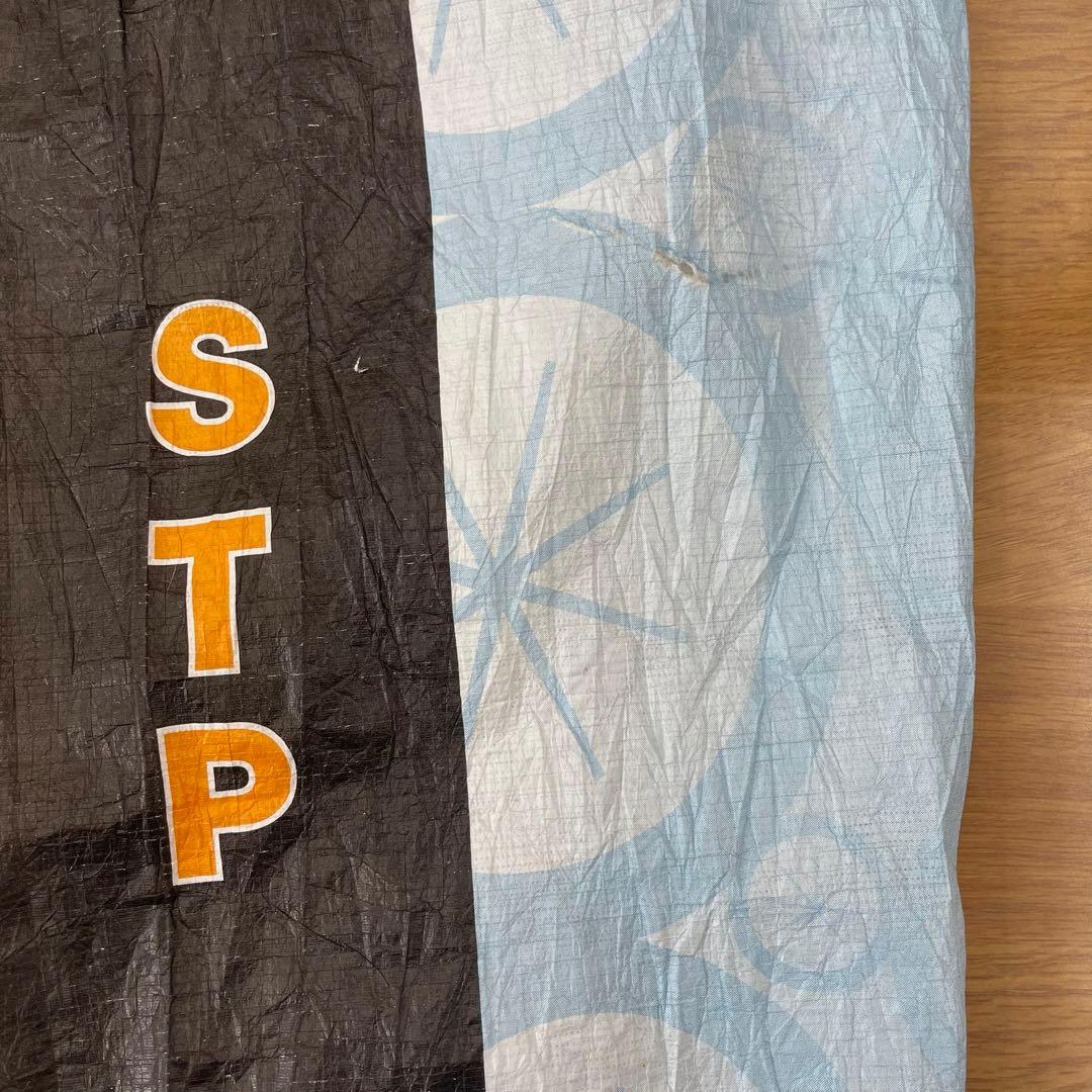 STP 2010 Tyvek LeslieJordanペーパージャケット