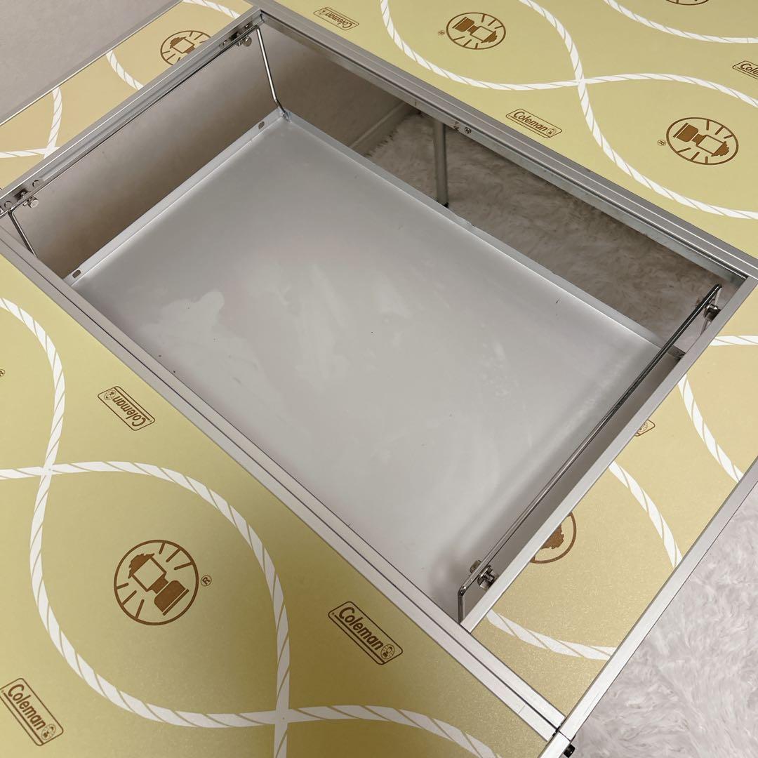 コールマン SLIM 4-FOLDING BBQ TABLE 四つ折りテーブル