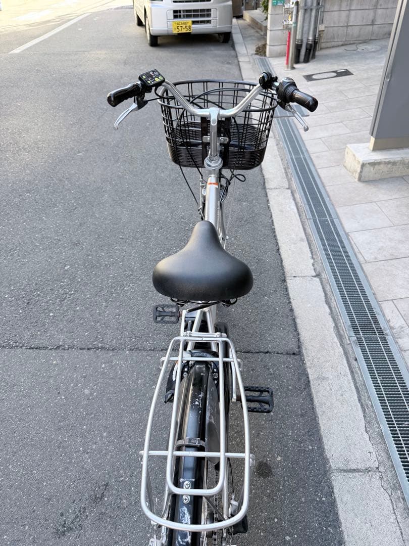 大阪府　ヤマハ　シルバー 電動アシスト自転車 前バスケット付き