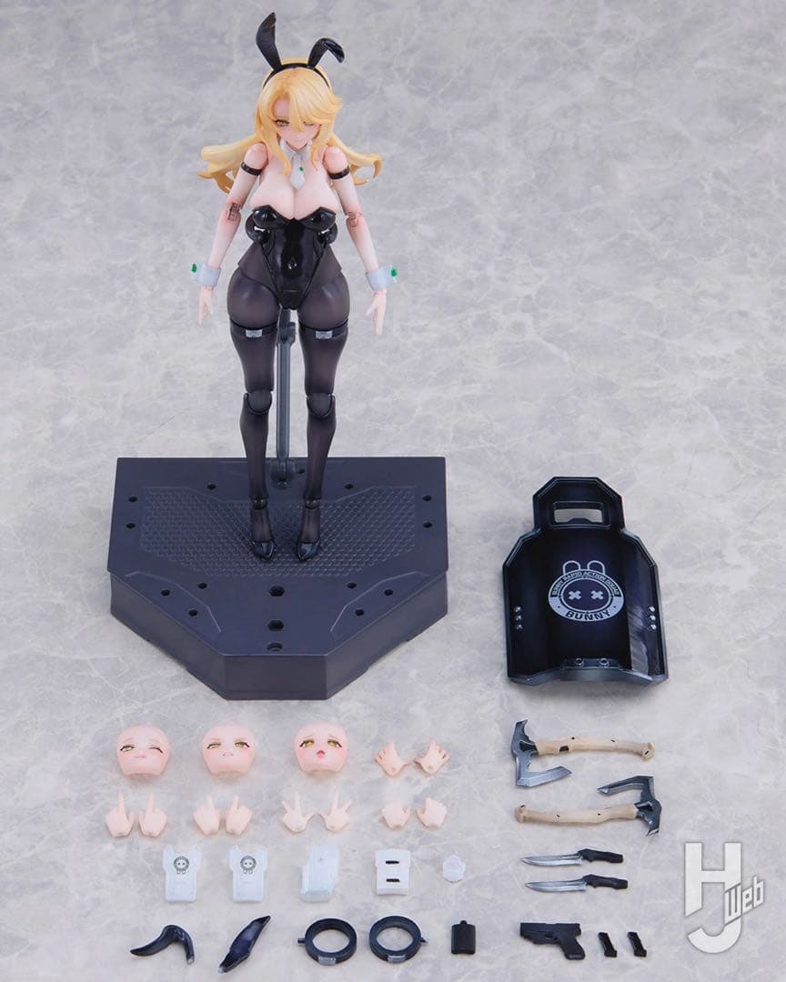 美少女可動フィギュア　BUNNY RAPID ACTION SQUAD エレーナ
