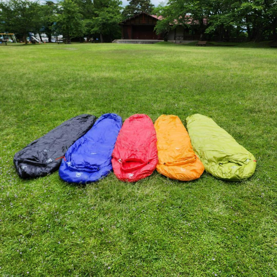 ✨後悔しない寝袋選び✨アウトドア　マミー型寝袋　ダウンシュラフ　黒　700g
