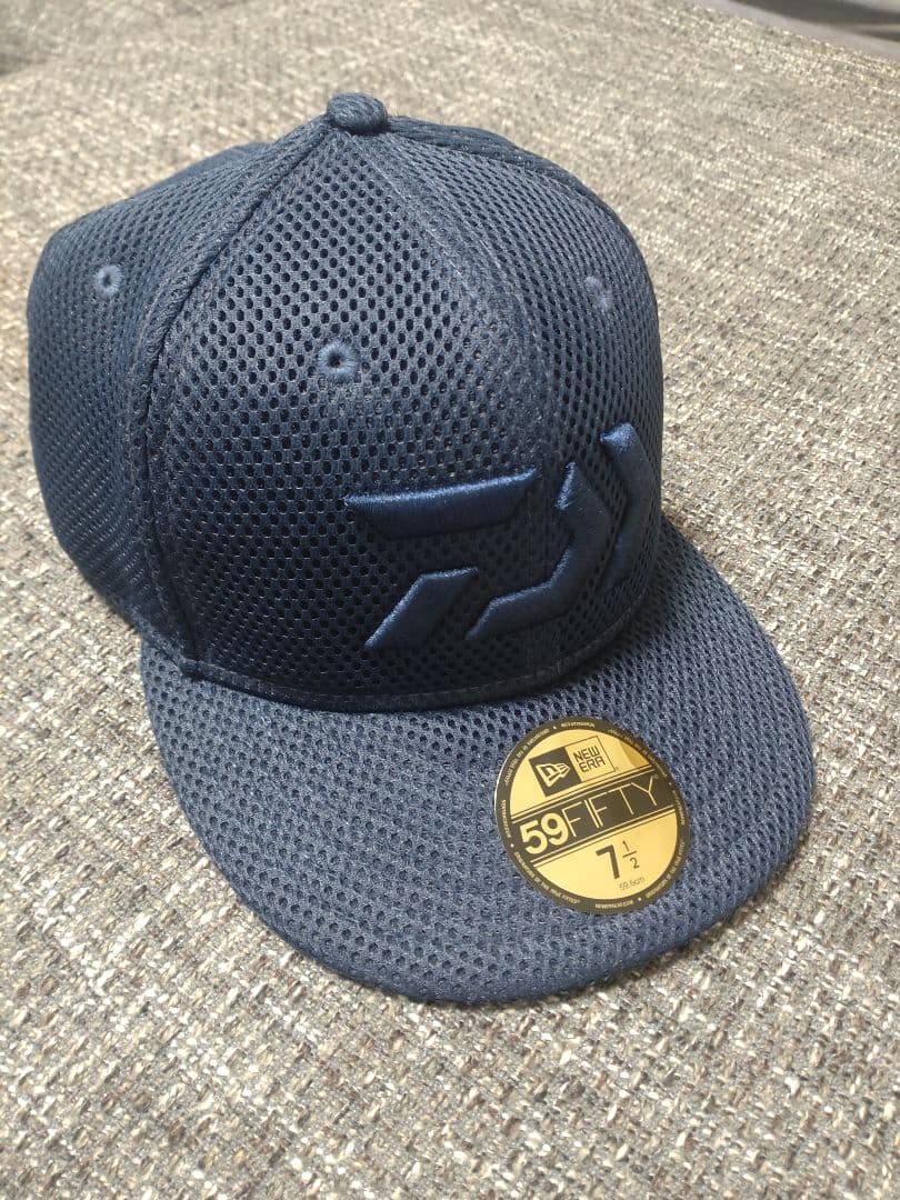 ダイワ　ニューエラ　59fifty メッシュキャップ ネイビー