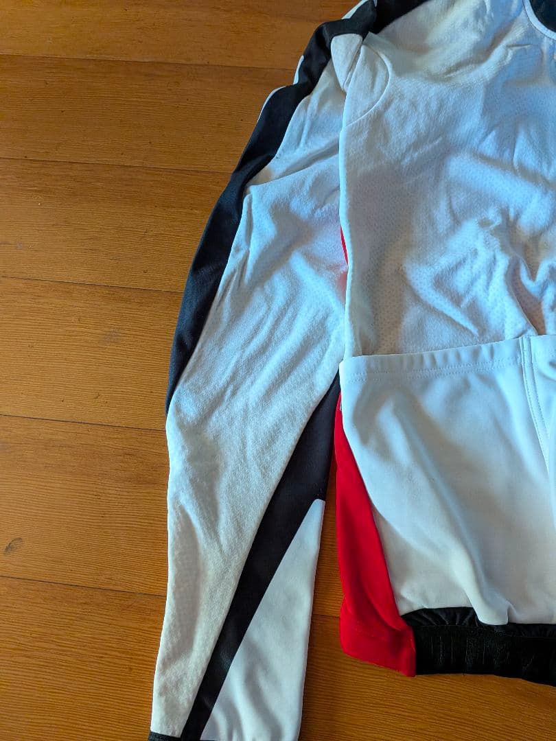 ✨ assos iJ.tiburu4 insulator_jacket サイズM