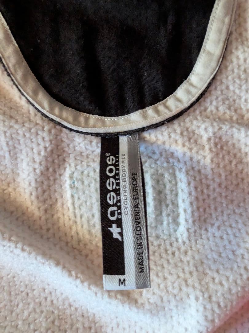 ✨ assos iJ.tiburu4 insulator_jacket サイズM