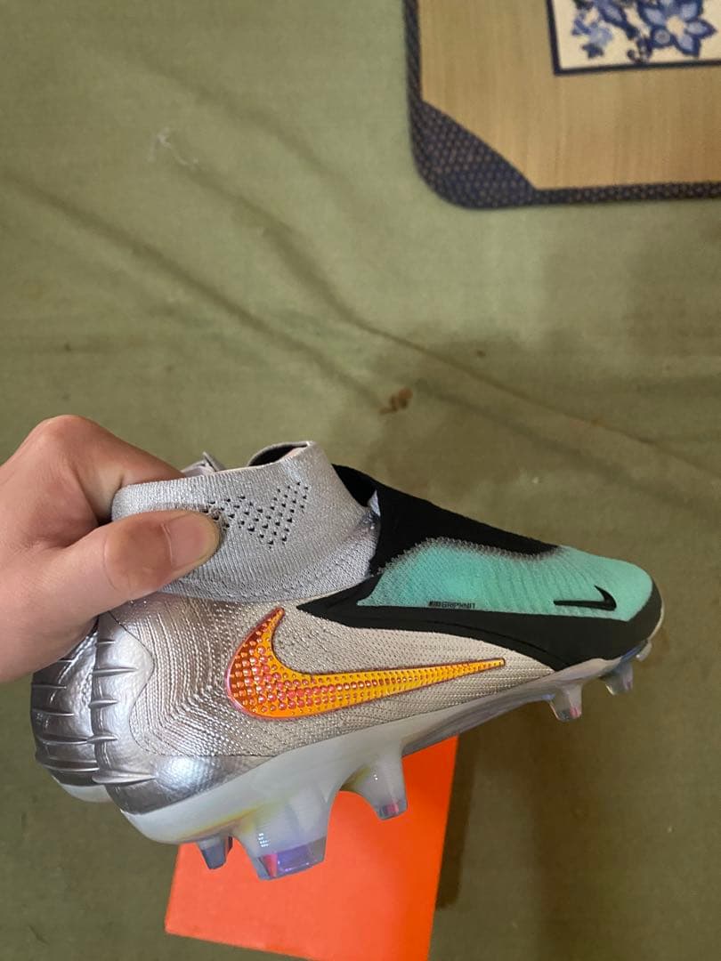 Nike Phantom 6 ハイカット エリート FG 25.5
