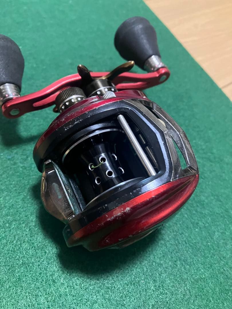 アブガルシア　レボロケット　ベイトリール　中古
