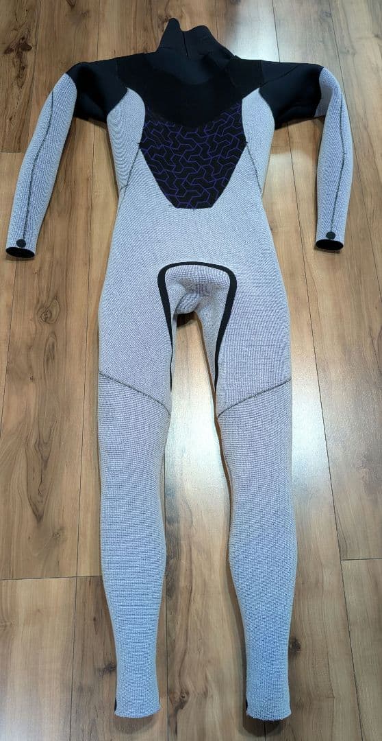 BILLABONG　ロングチェストジップ　セミドライ　5㎜3㎜　新品未使用