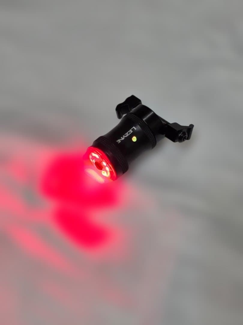 LEZYNE SADDLE ALERT 赤色LEDライト